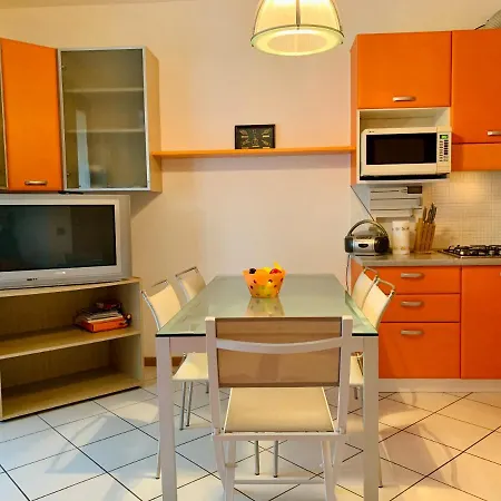 Ares Apartment - Gardacase Net Sirmione